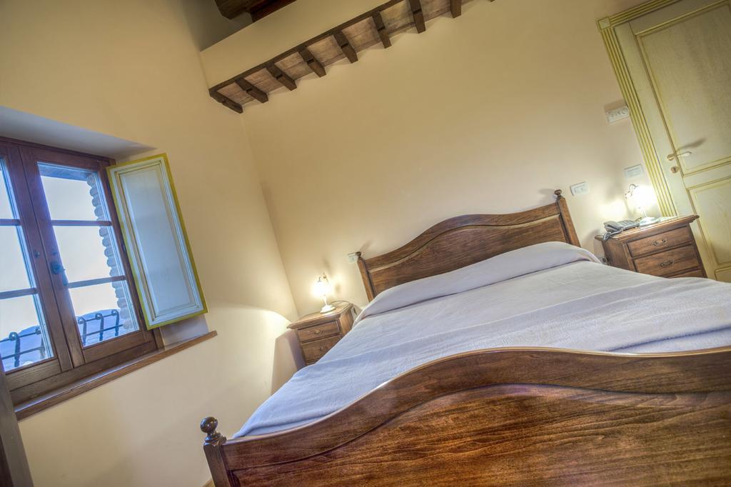 La Castellaia Resort Фабриано Экстерьер фото