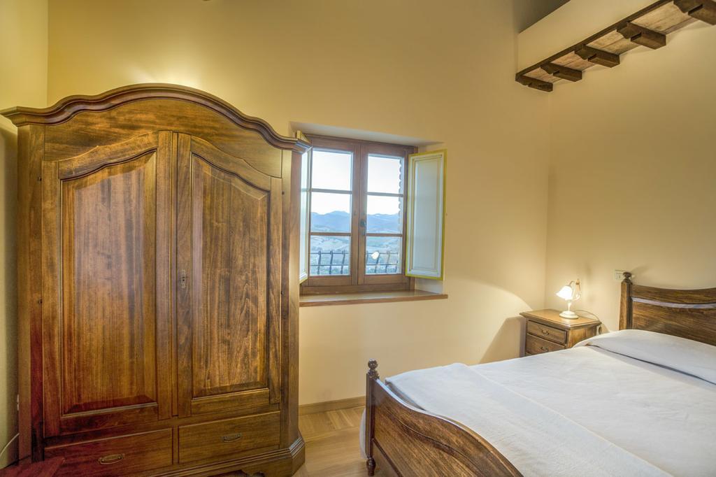 La Castellaia Resort Фабриано Экстерьер фото