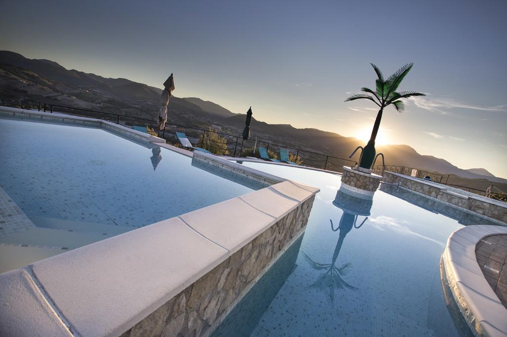 La Castellaia Resort Фабриано Экстерьер фото